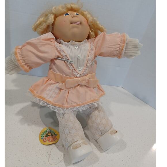 Vintage Cabbage Patch Kids Cornsilk Kids Blonde Hair Blue Eyes - Picture 1 of 10
